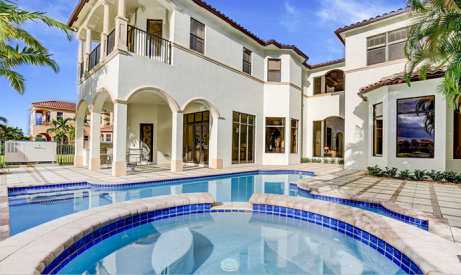 WEST BOCA Spectacular home in THE OAKS sold in 2016