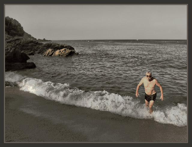 BEGUR-PLAYA-PLATGES-MAR-CALAS-HOMBRES-PECES-CREACION-FOTOS-ERNEST DESCALS-