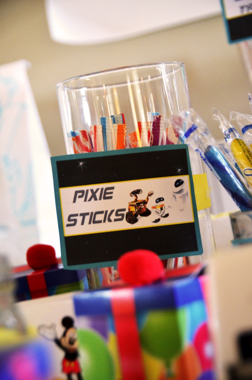 Foto Focus by A. S. W. Disney/Pixar WallE Themed Birthday Party