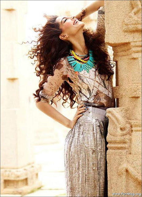 Sonam Kapoor Elle Photoshoot 2012 - Sonam Kapoor Elle Magazine 2012 HQ Pics