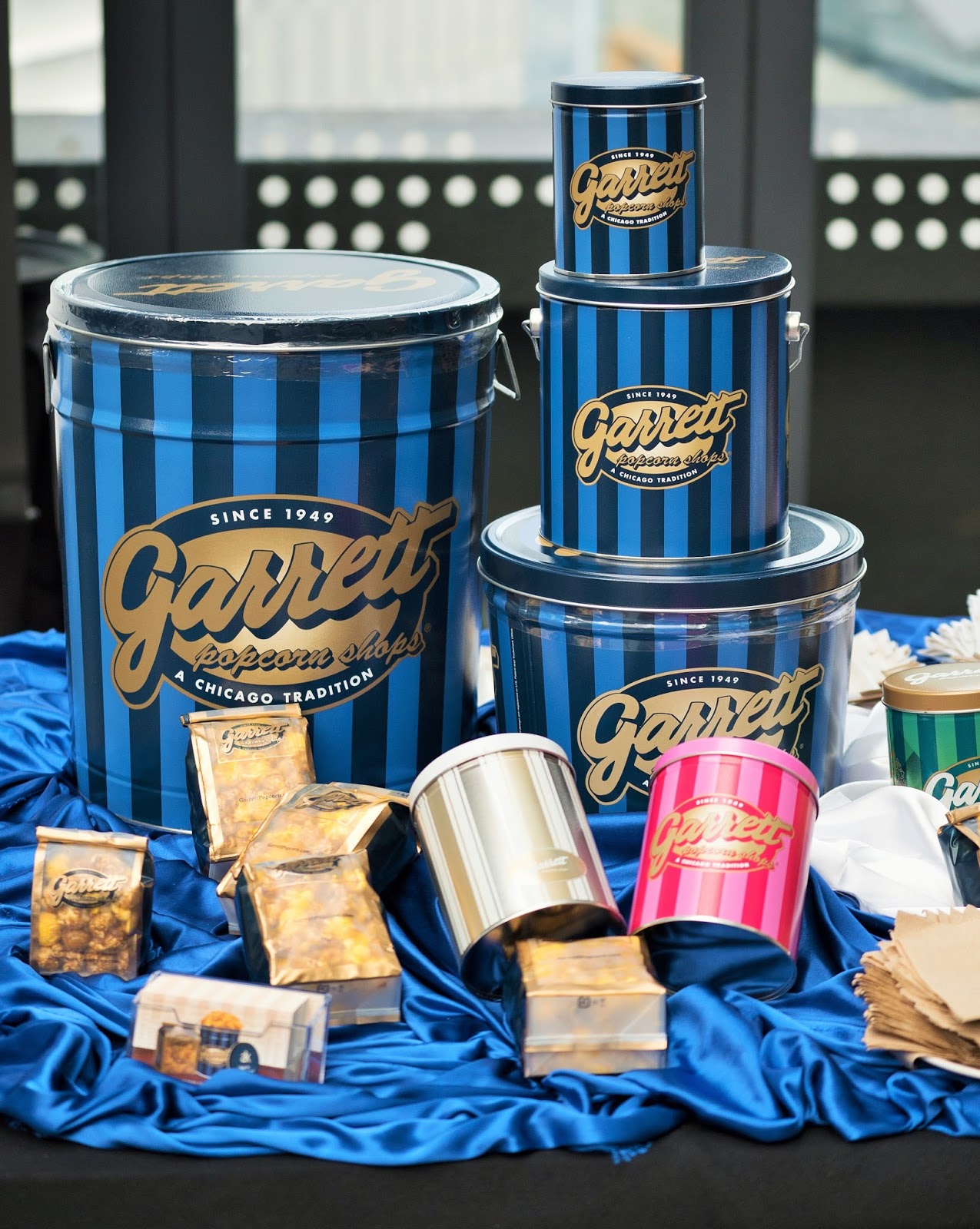 Where to buy garretts popcorn “Is there a Garrett Popcorn Shop near me?” Curious to know if we’re handcrafting our famous gourmet popcorn in your city? Enter your information below to find your nearest shop!