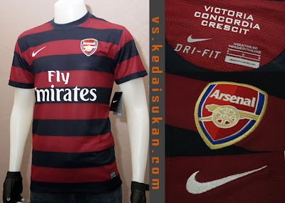 10 Baju Jersey/Kostum Klub Bola Paling Laris di Dunia 2013 10 Baju Jersey/Kostum Klub Bola Paling Laris di Dunia 2013