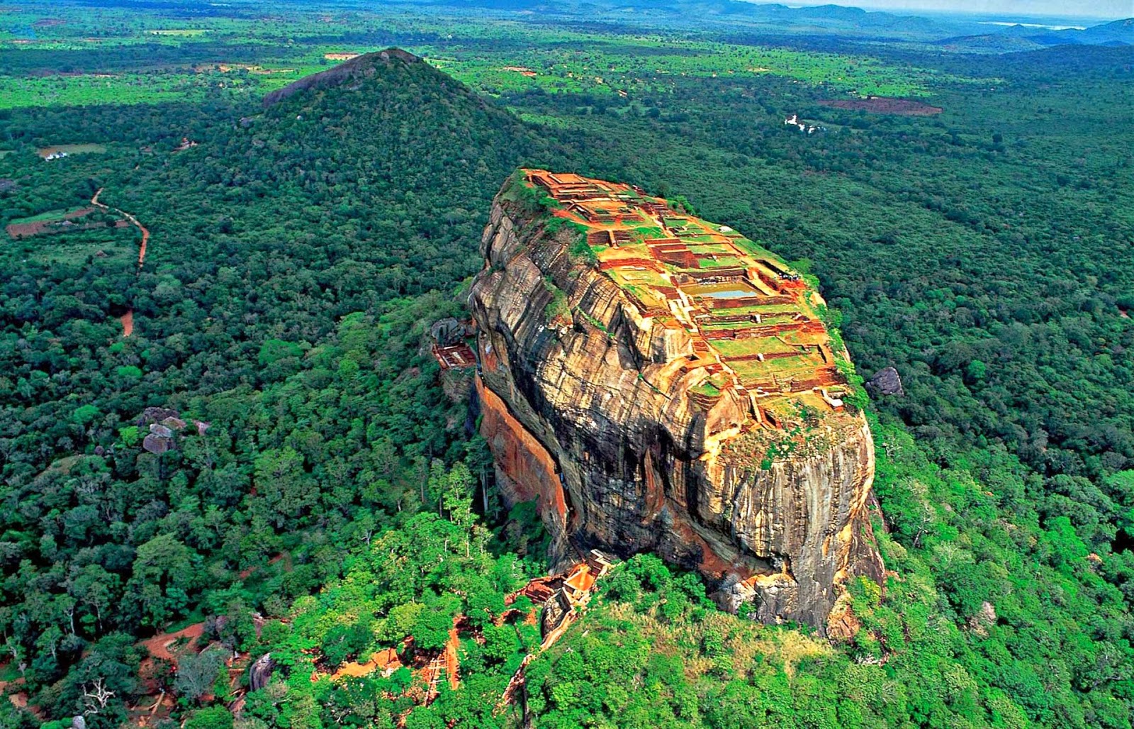 Khám phá núi sư tử Sigiriya ở Srilanka - DU LỊCH TOÀN PHÁT - @Officialsite