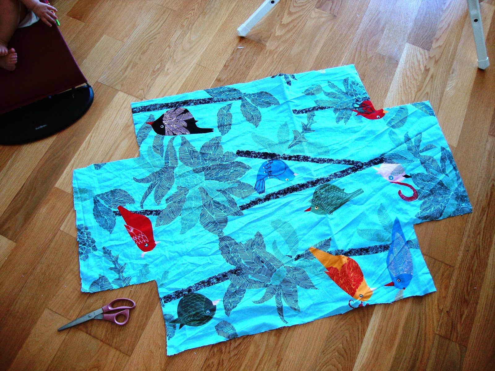 Marta, Julie e Maria DIY NoSew Diaper Changing Pad Cover