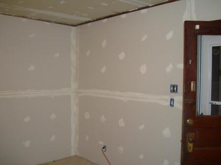 Finding Former Glory Kitchen Day 13 Spackle Round 1