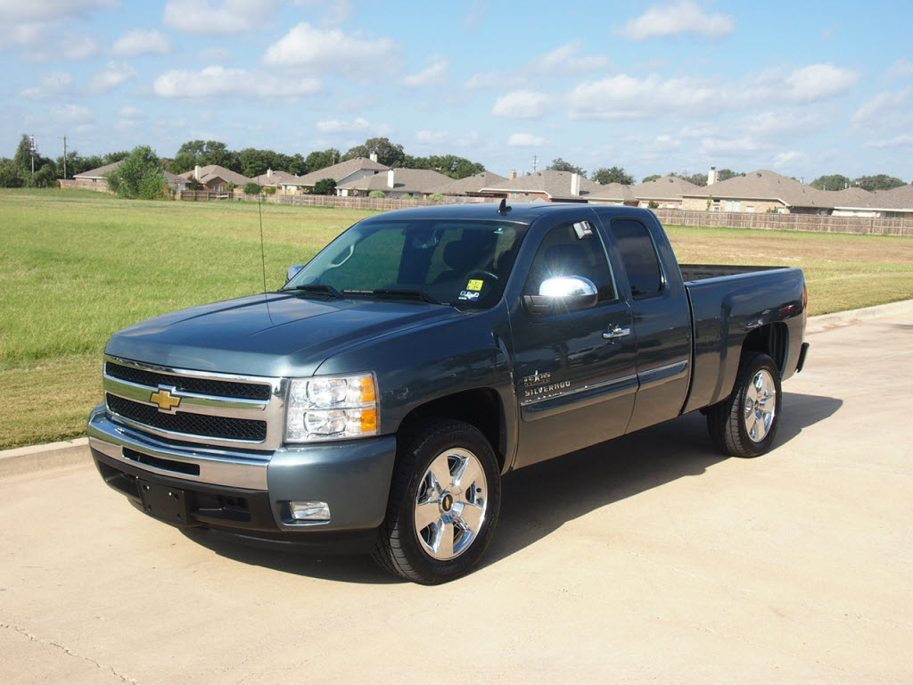 Mike Brown Ford Chrysler Dodge Jeep Ram Truck Car Auto