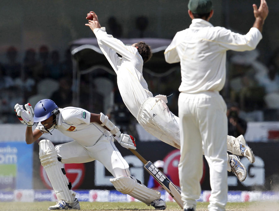 Cinema, Cricket, Etc. Stunning Catches In Cricket