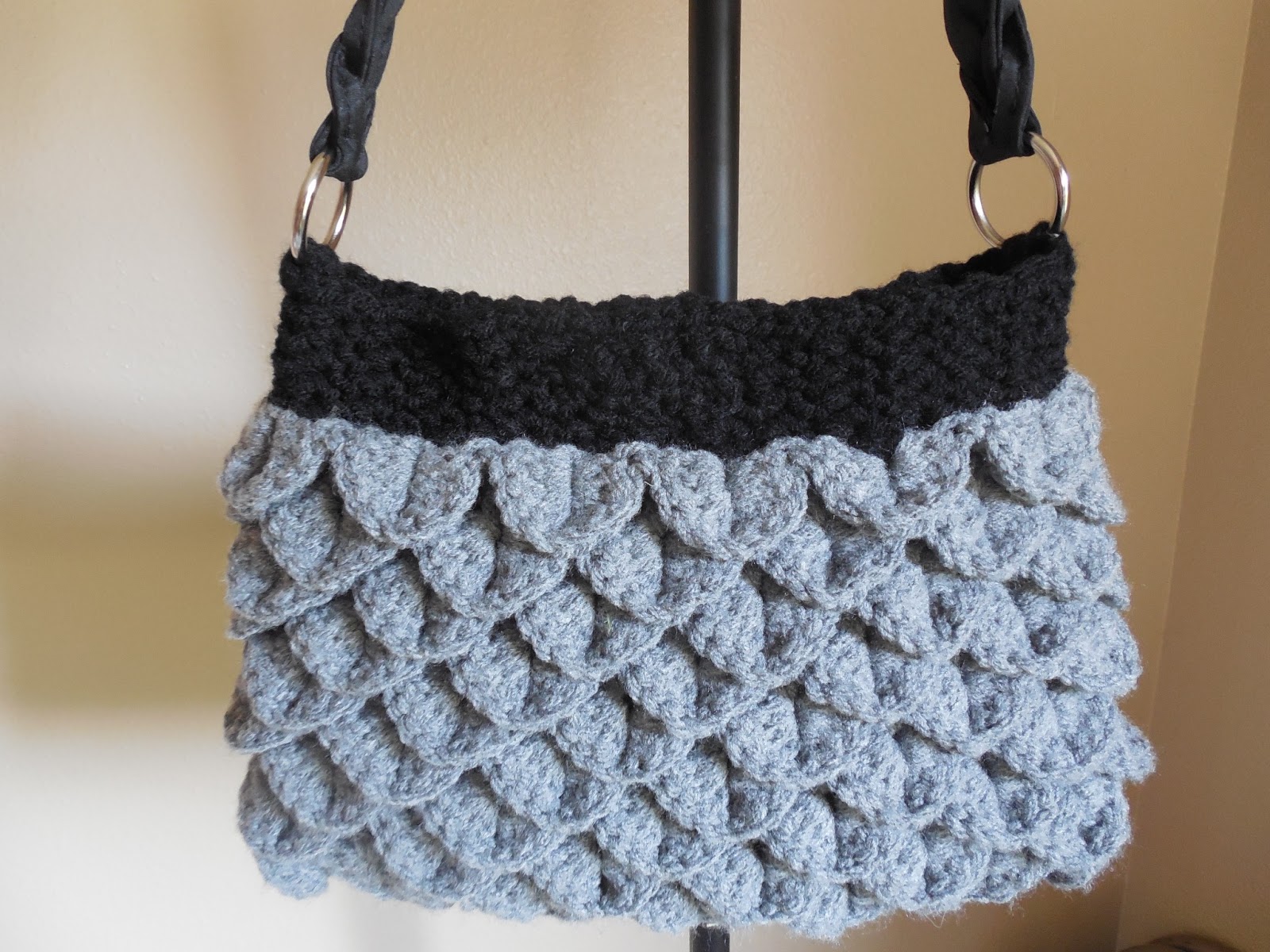 Hooked On Handmade Crocodile Stitch Purse