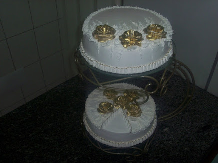 BOLO DE CASAMENTO