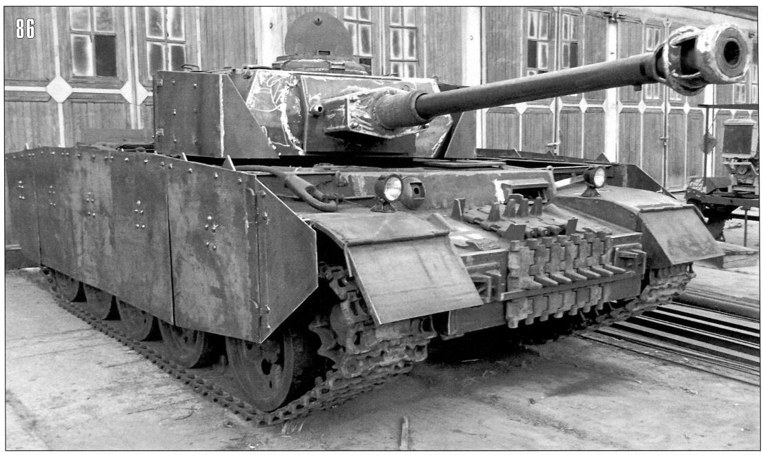 El tanque medio soviético T-44 T-44+Panzer+IV