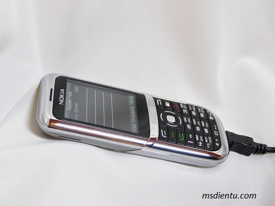 Điện thoại Nokia 8899 3 sim 3 Sóng