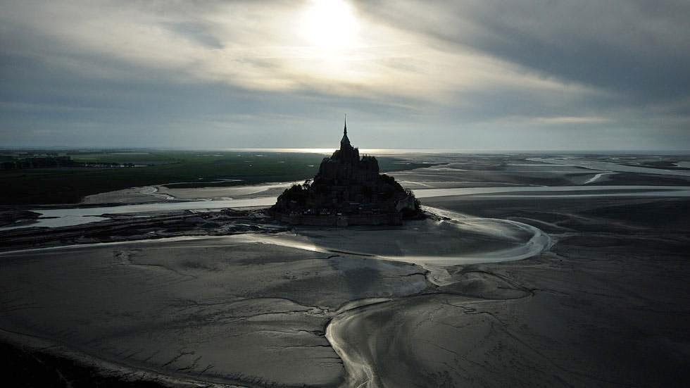 44. Mont-Saint-Michel, France - 50 Stunning Aerials That Will Make You See the World in New Ways (PHOTOS) 44. Mont-Saint-Michel, France - 50 Stunning Aerials That Will Make You See the World in New Ways (PHOTOS)