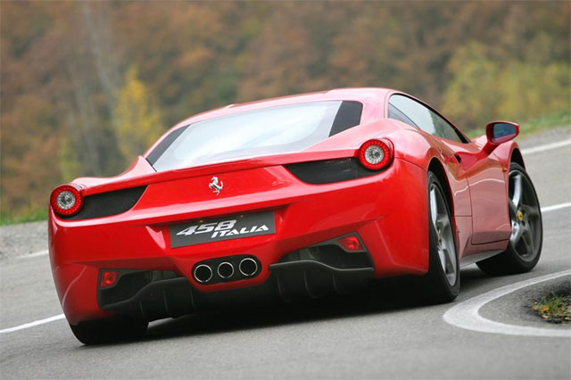 http://exotic-cars-review.blogspot.com/2012/01/2011-ferrari-458-best-italian.html