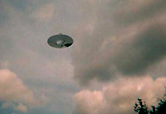 a paper on ufo sightings Essay ufo(unidentified flying object) the oxford english dictionary defines a ufo as an unidentified flying object a ‘flying saucer’ the word was first used in print by donald keyhoe in 1953[1. a paper on ufo sightings Essay ufo(unidentified flying object) the oxford english dictionary defines a ufo as an unidentified flying object a ‘flying saucer’ the word was first used in print by donald keyhoe in 1953[1.