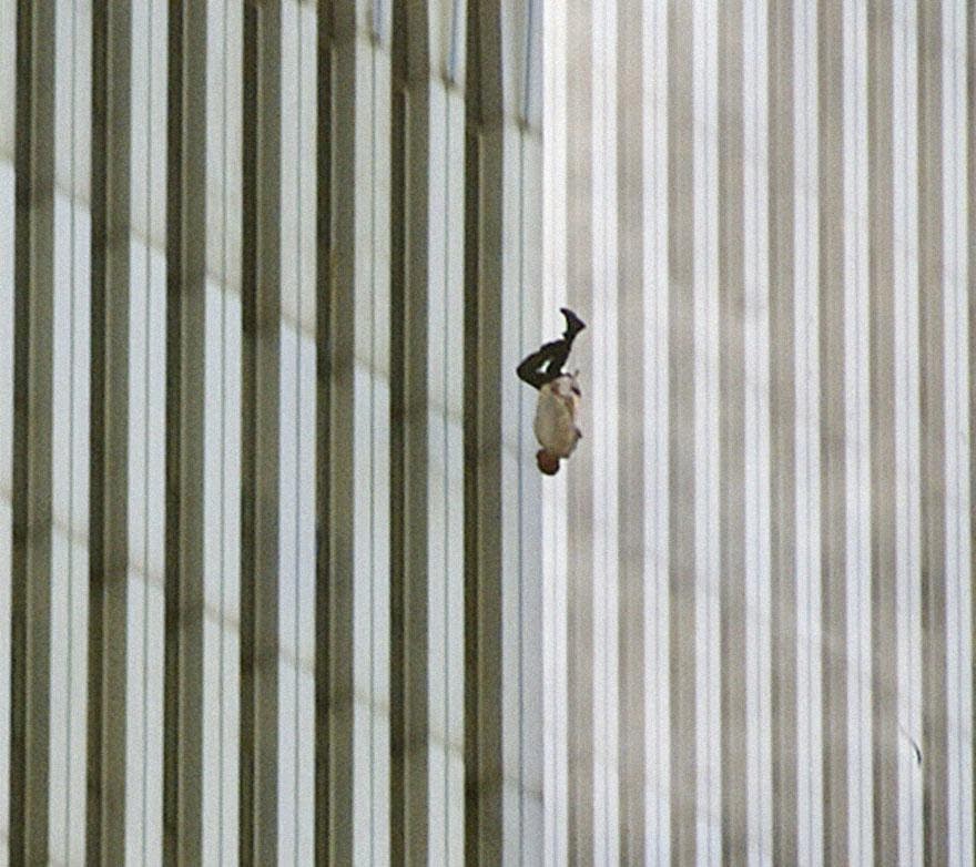 30 of the most powerful images ever - Man Falling from the World Trade Center on 9/11. “The Falling Man.”