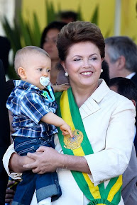 Presidente... Mulher... Mãe... Avó...