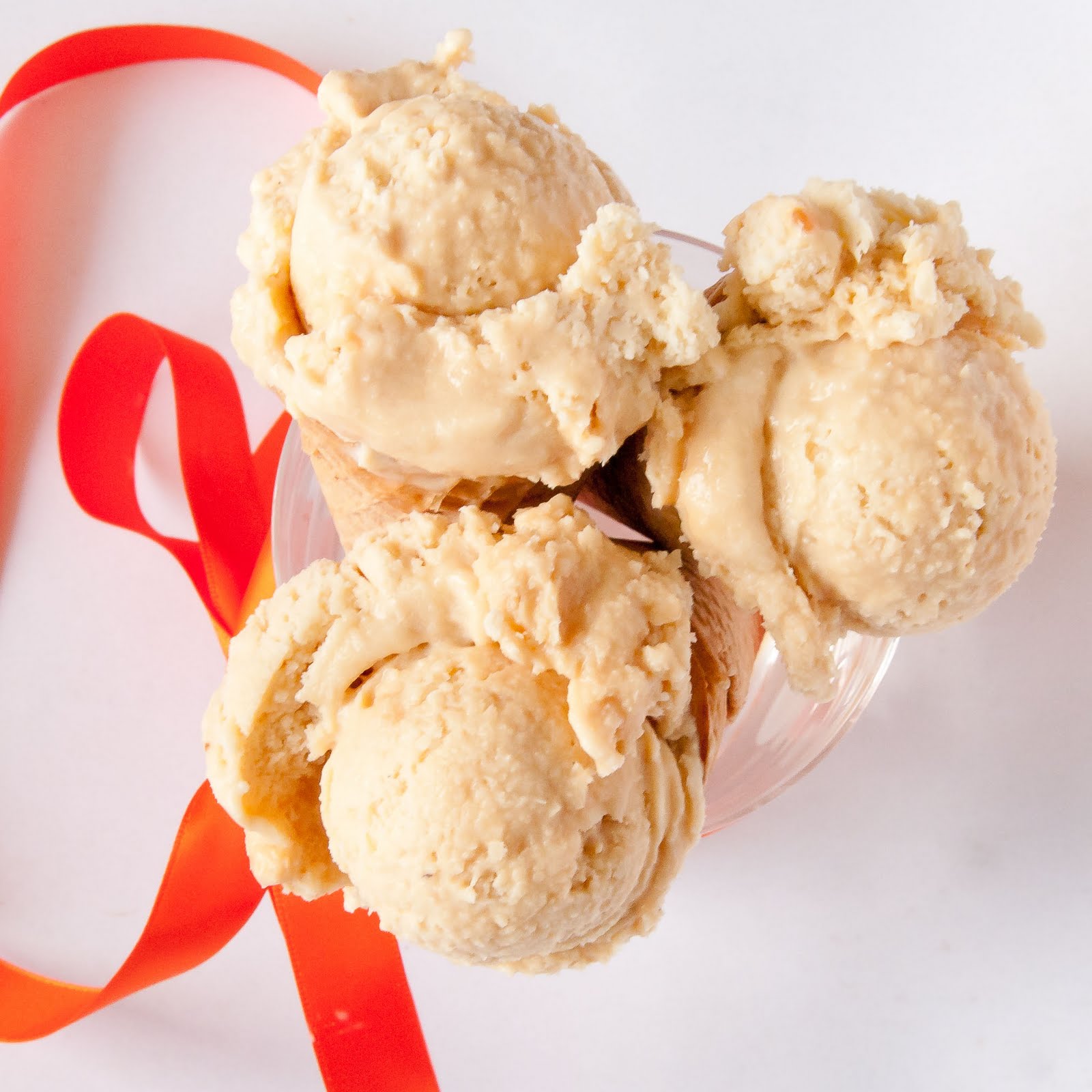 Sweet Twist of Blogging Butterscotch/Caramel Ripple Ice Cream