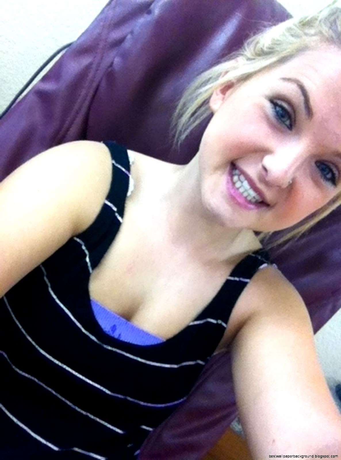 16 Year Old Teen Girl Selfie 16 Year Old Teen Girl Selfie