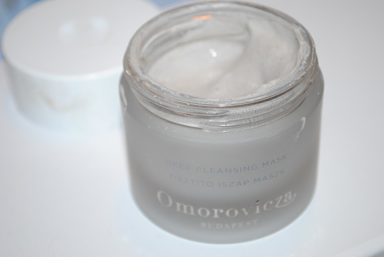 Omorovicza Deep Cleansing Mask Review omorovicza-deep-cleansing-mask-review