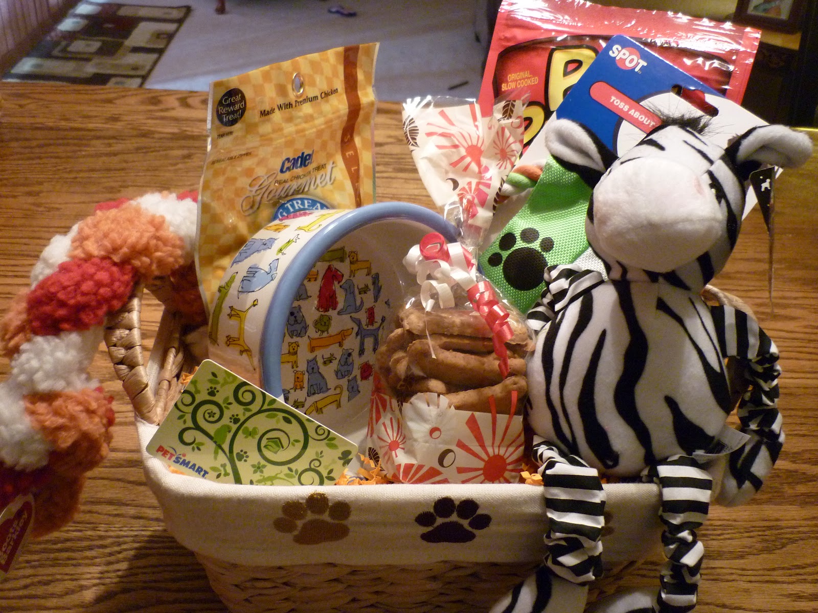 Pet gift basket Pet gift basket, Dog gift basket, Dog gifts