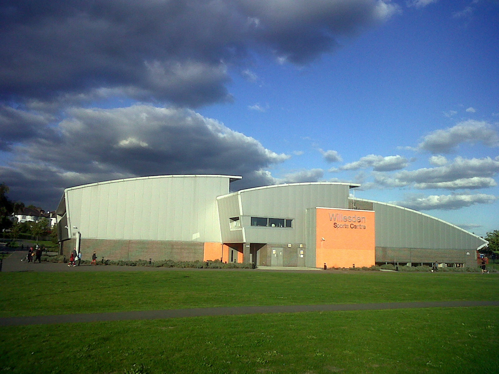 The Willesden Herald Willesden sports centre