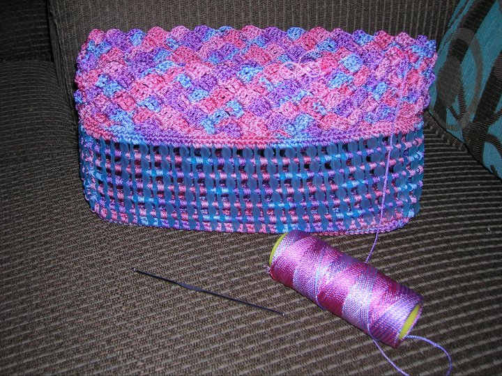 Mis labores en Crochet: Bolsa tejida crochet con fichas reciclables