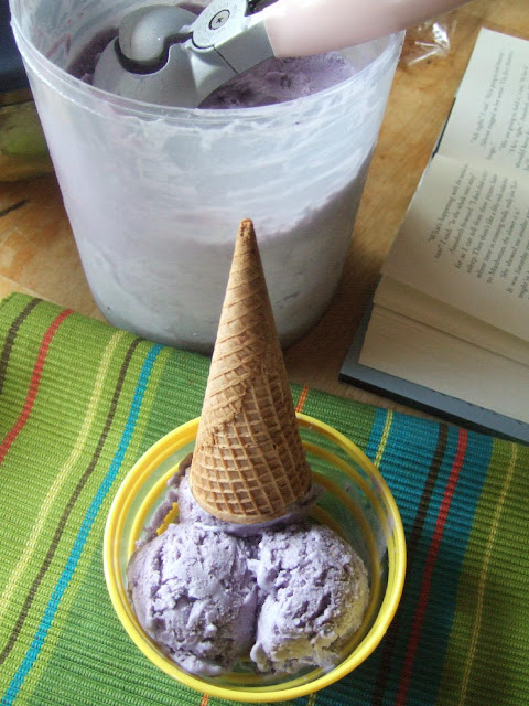 Manang Kusinera's Homemade Ube Ice Cream
