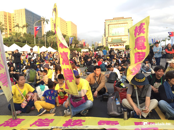 311廢核大遊行11日下午由凱達格達大道出發。 311廢核大遊行11日下午由凱達格達大道出發。
