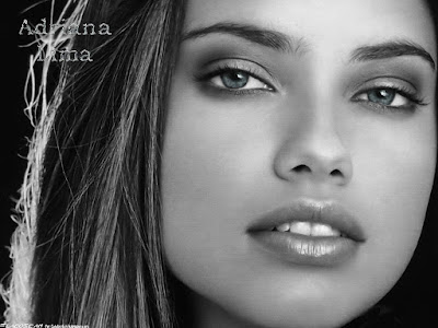 Actress Adriana Lima Pics