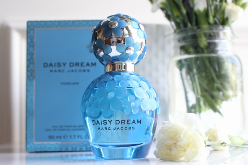Review: Marc Jacobs Daisy Dream Forever