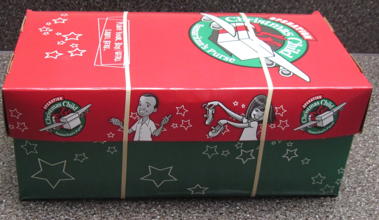 Simply Shoeboxes Operation Christmas Child Shoebox for 1014 Year Old Girl