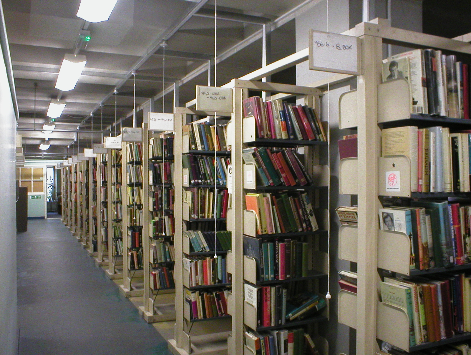 good for bristol Bristol Central Library What's in the lower floors?