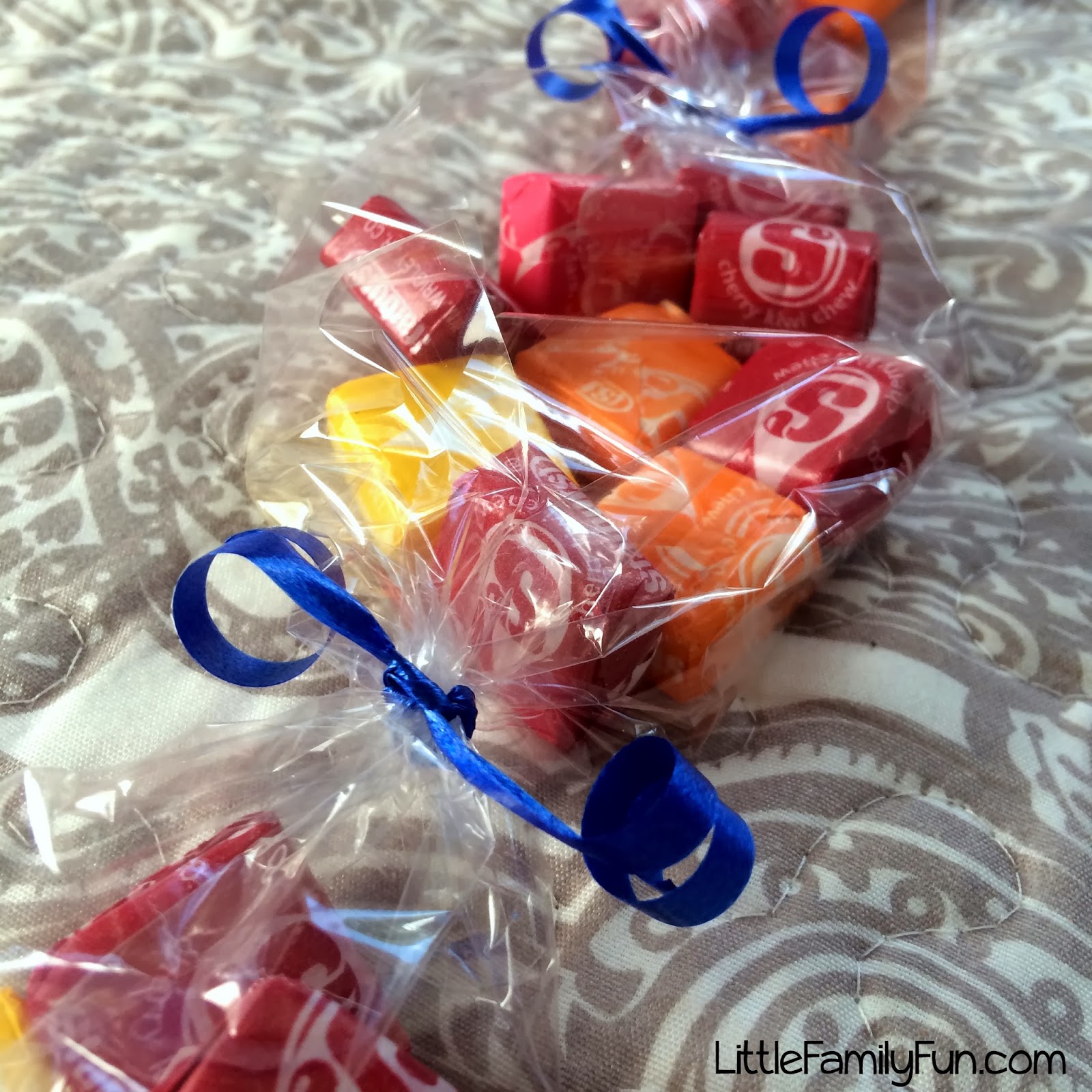 How to Make Candy Necklaces