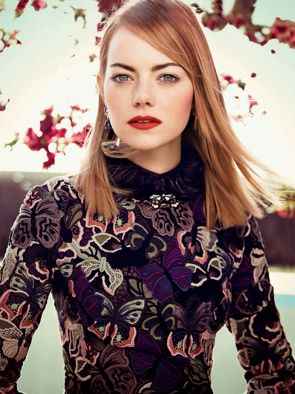 EMMA STONE - VOGUE 2015 PHOTOSHOOT BY CRAIG MCDEAN | cloverdesain