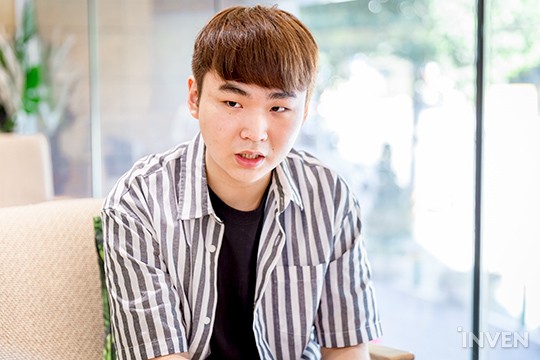 今(22)日ESPN公布了參加輔助選手戰力排行榜,LZ的Gorilla奪下第一名的位置。 今(22)日ESPN公布了參加輔助選手戰力排行榜,LZ的Gorilla奪下第一名的位置。