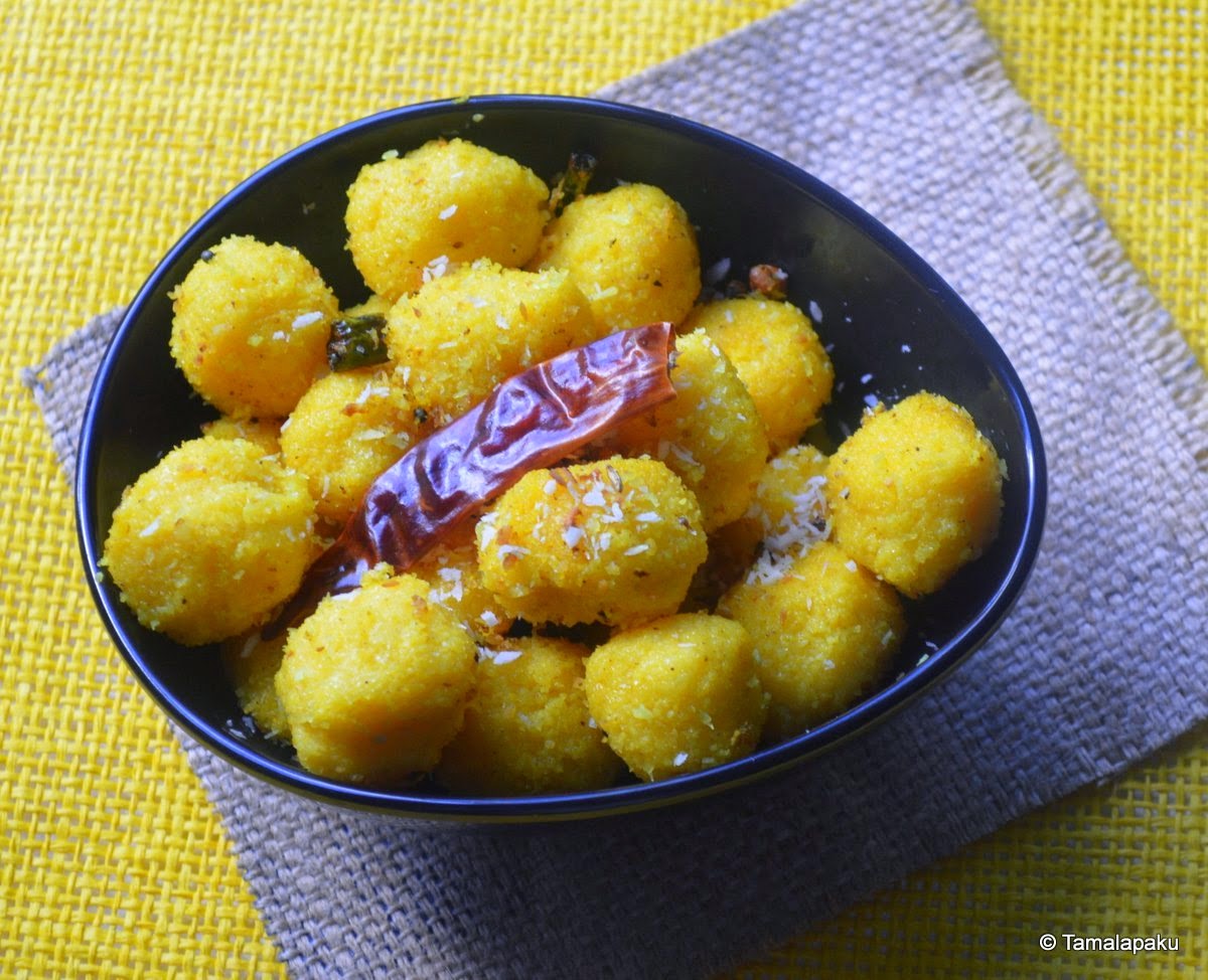 Cornmeal Kozhukattai Tamalapaku