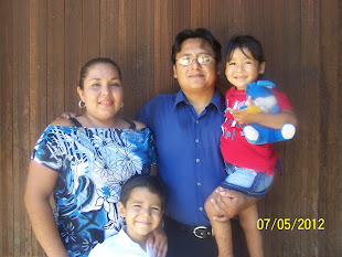 Pastor y su familia / Pastor and family