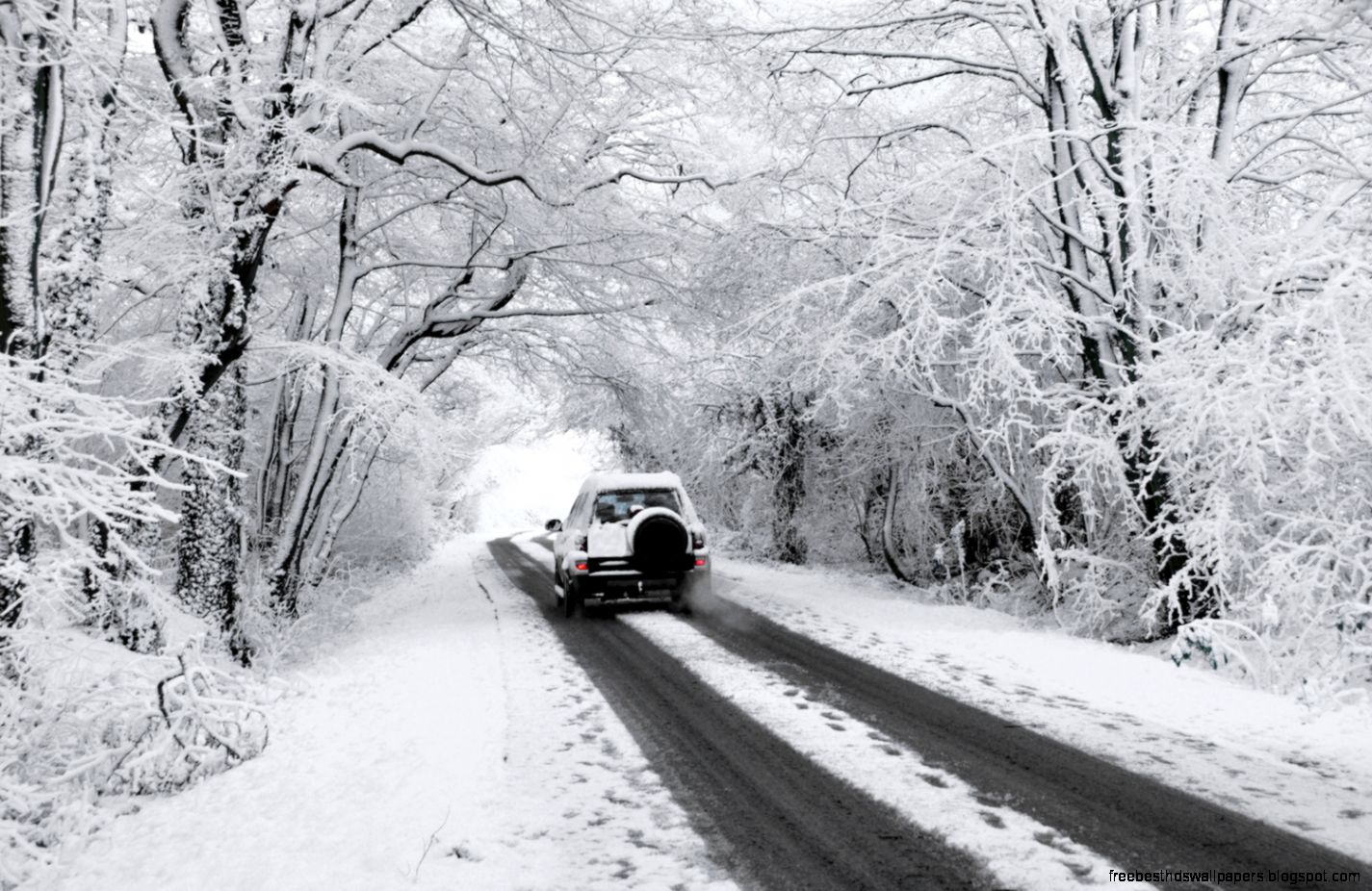 Top 5 winter road trip travel tips Top 5 winter road trip travel tips