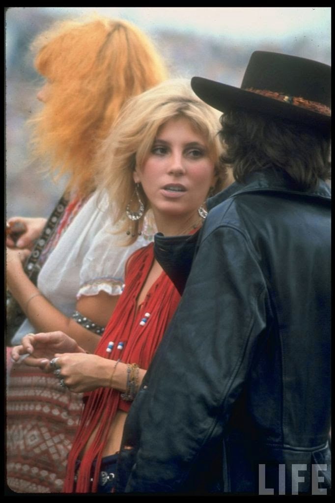 Girls of Woodstock: The Best Beauty and Style Moments From 1969
