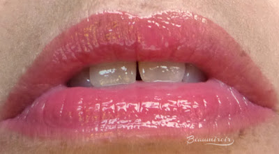 YSL Glossy Stain Pop Water in Eau de Corail #203 lip swatch
