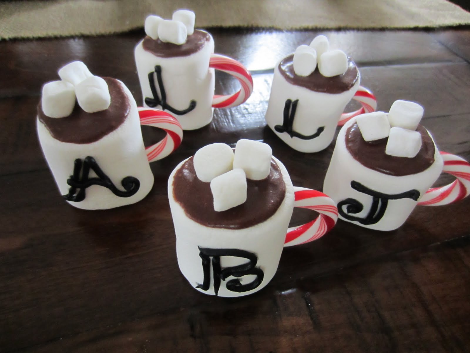 Notable Nest: Marshmallow Hot Chocolate Mugs