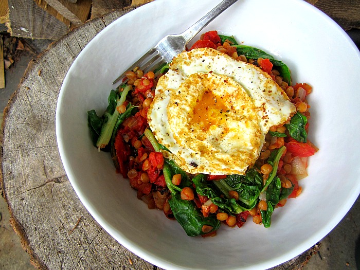 Hangover Eggs 2 Spinach w/ Lentils & Tomatoes