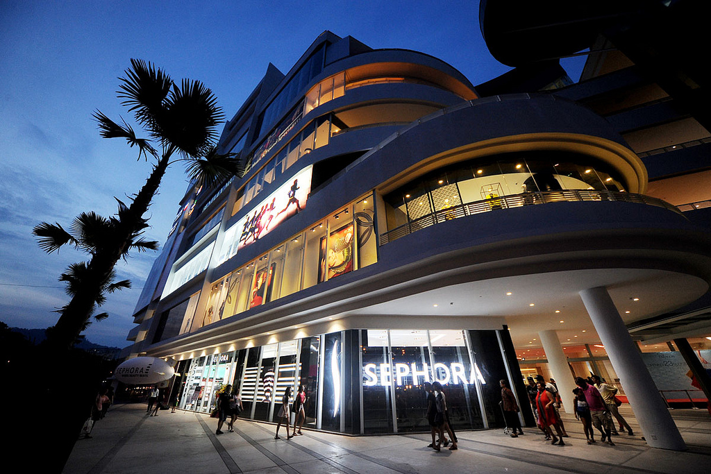 AsiaBig Gurney Paragon