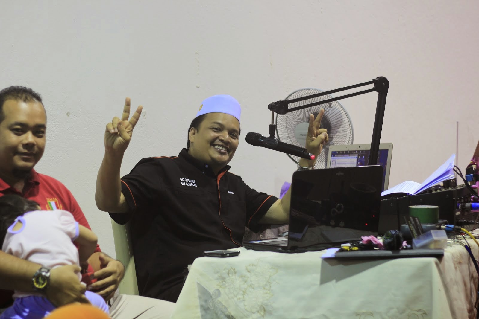 Khidmat DJ dan PA sistem juga di sediakan