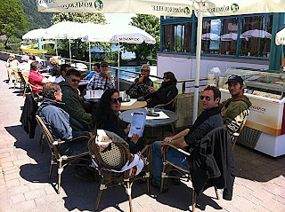 Grup de participants a un Bar de Zell am See.