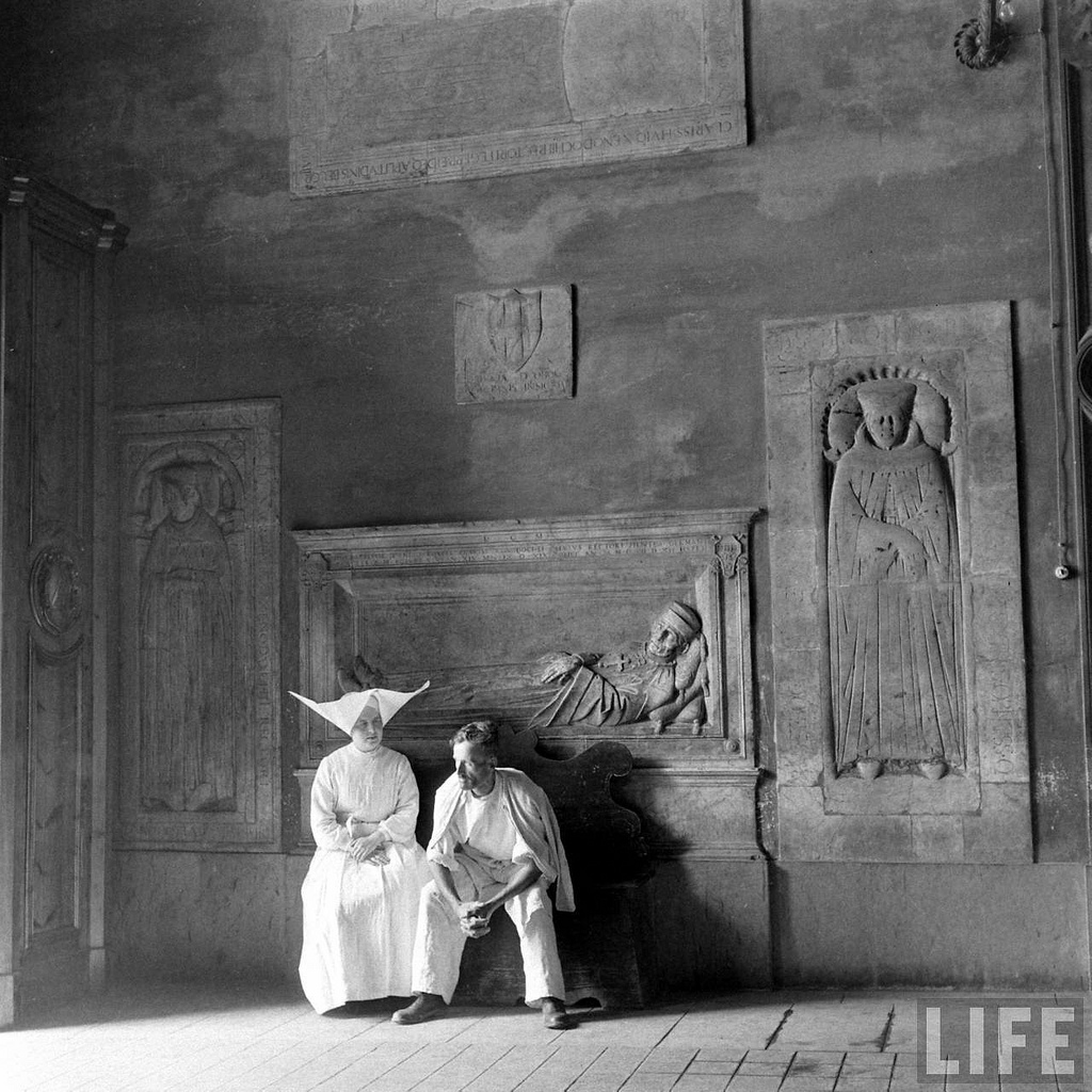 Life Through Walter Sanders' Lens vintage everyday