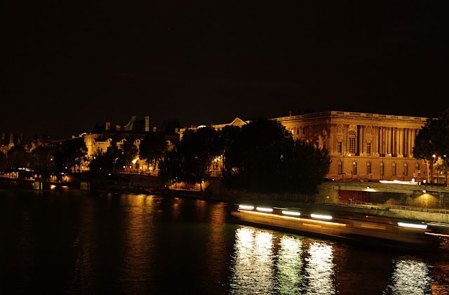  Paris night image 