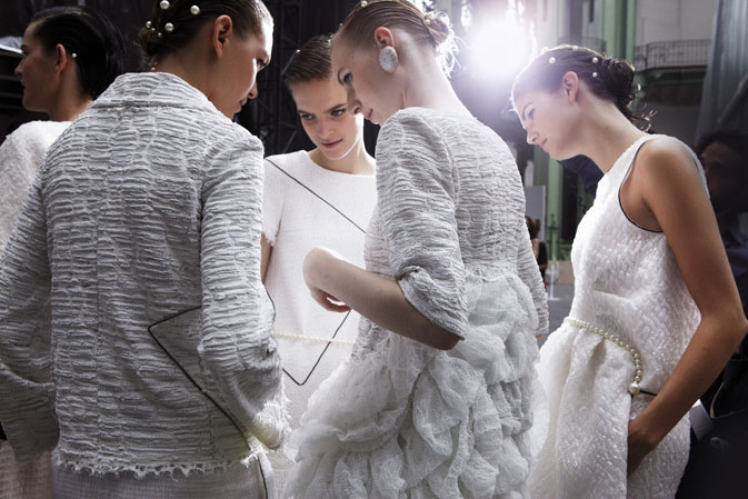 ANDREA JANKE Finest Accessories: CHANEL's Underwater Life - Behind The  Scenes