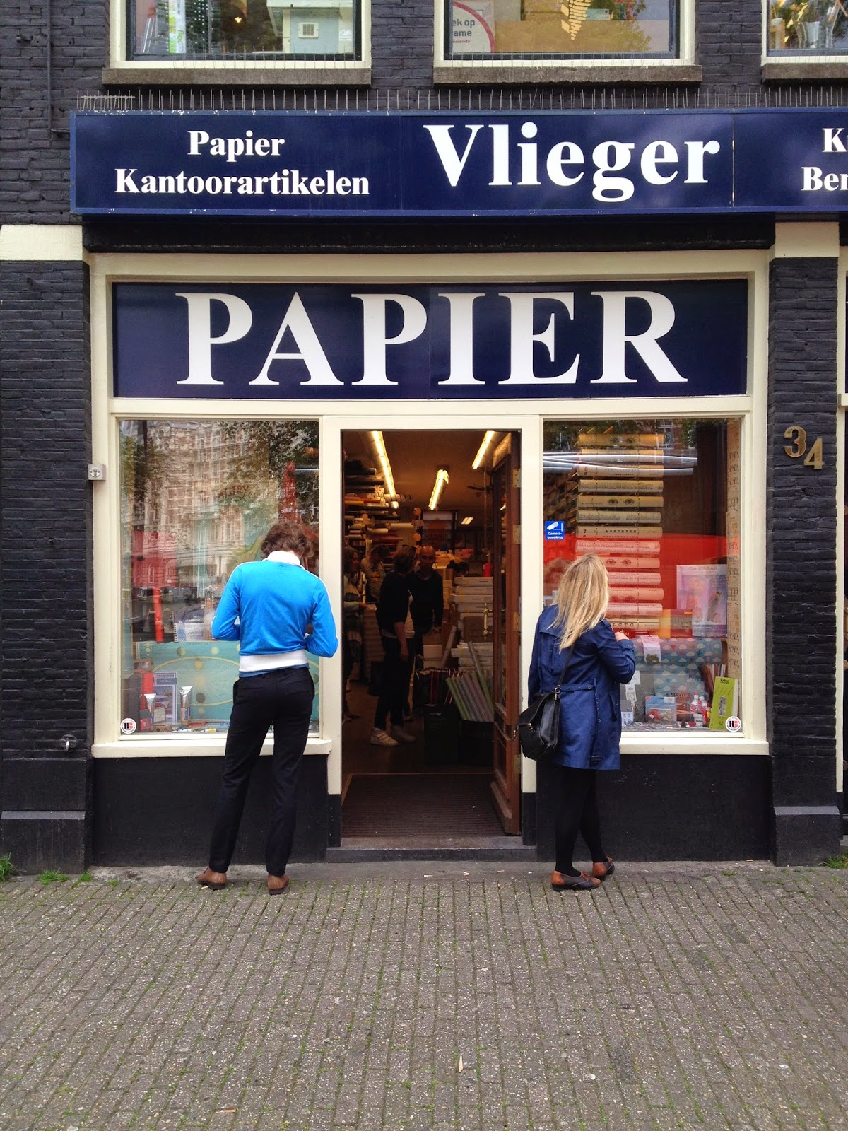 One Bunting Away Vlieger A paper store in Amsterdam