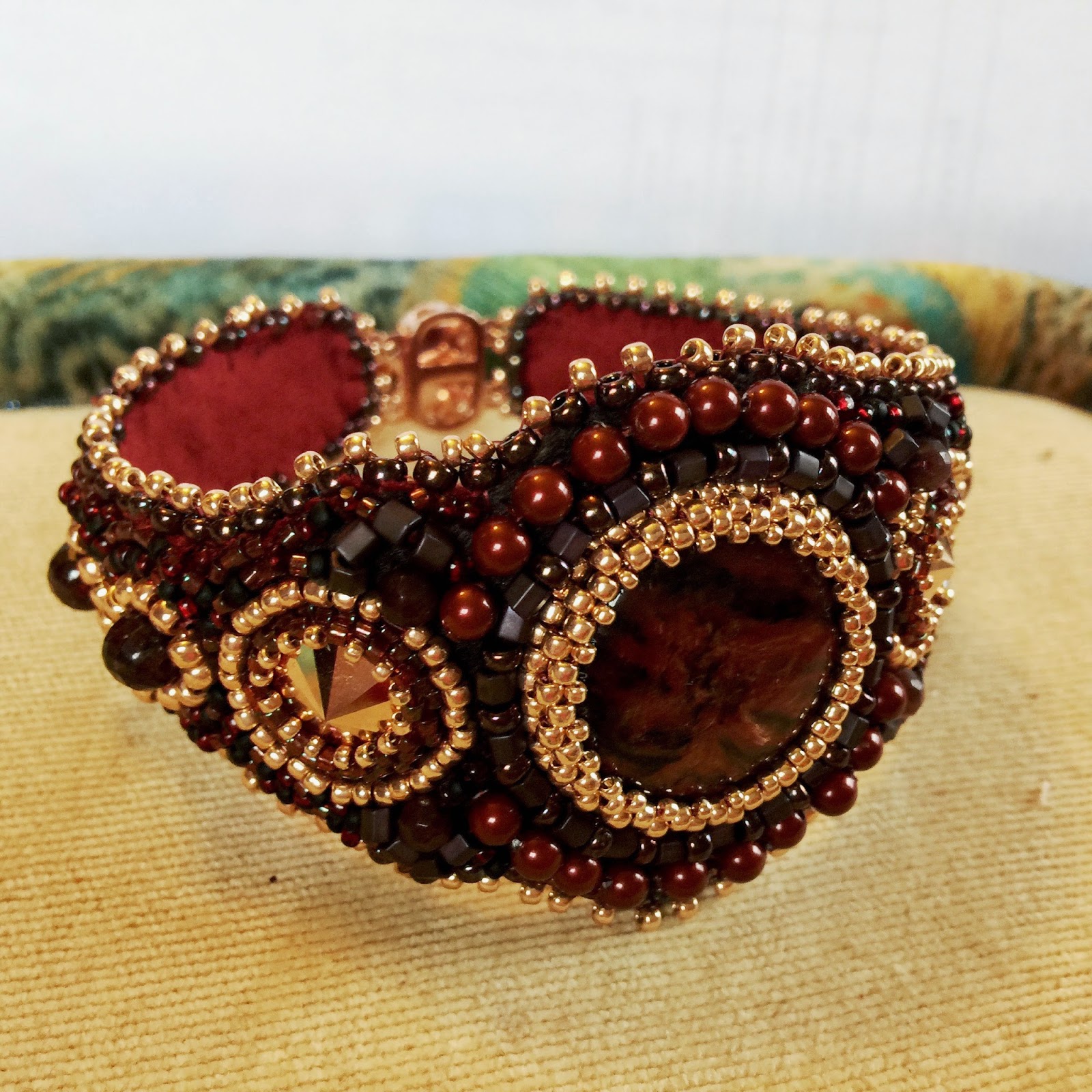 Wedding bracelet bead embroidered acrylic cabochon in burgundy and